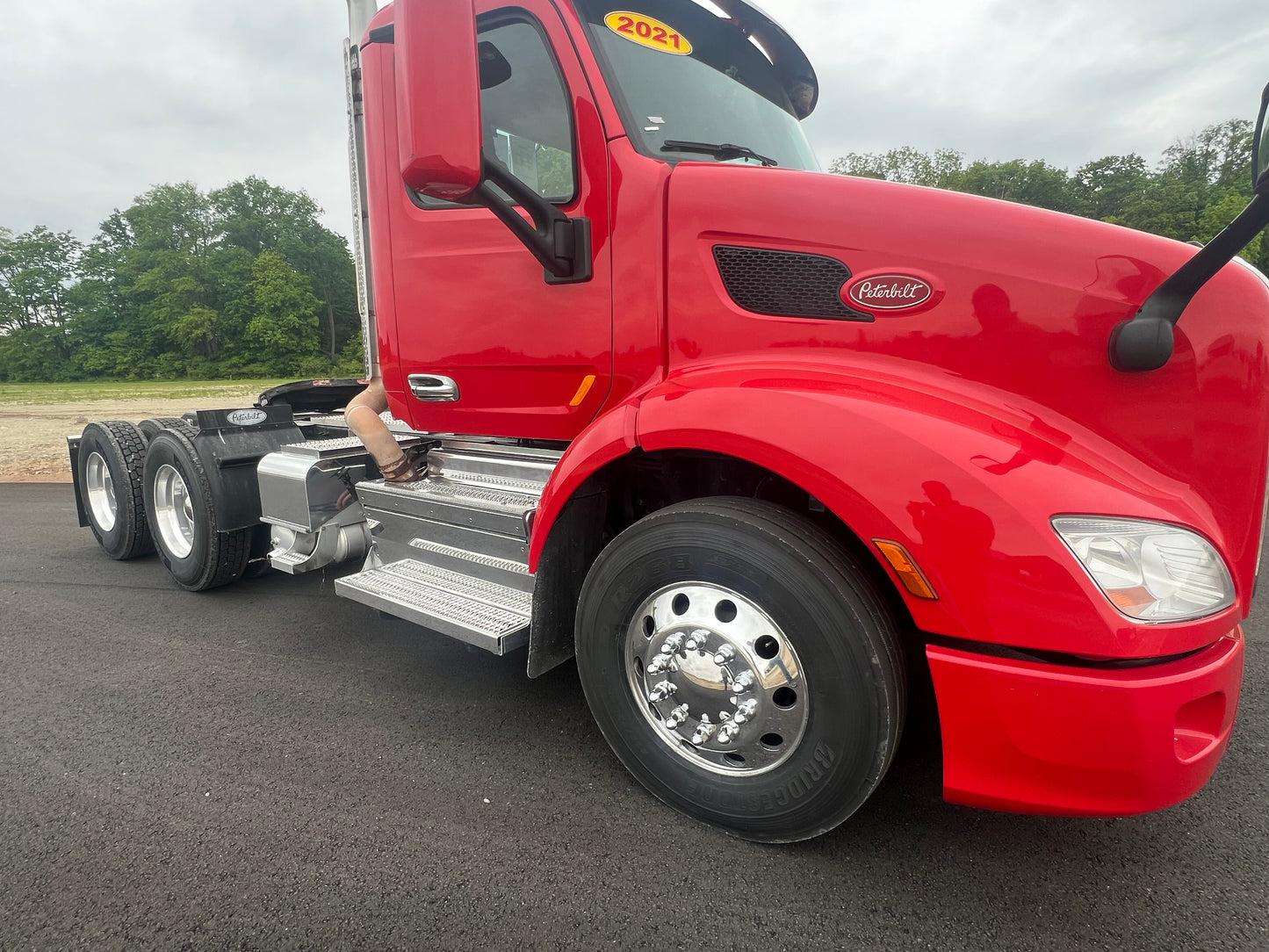 2021 PETERBILT 579