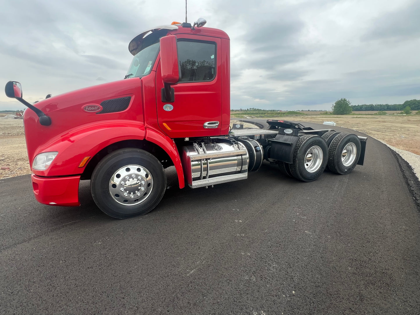 2021 PETERBILT 579
