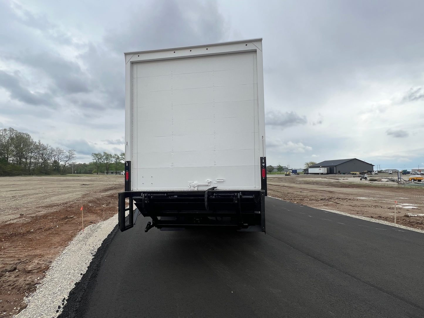 2019 FREIGHTLINER M2 BOX TRUCK