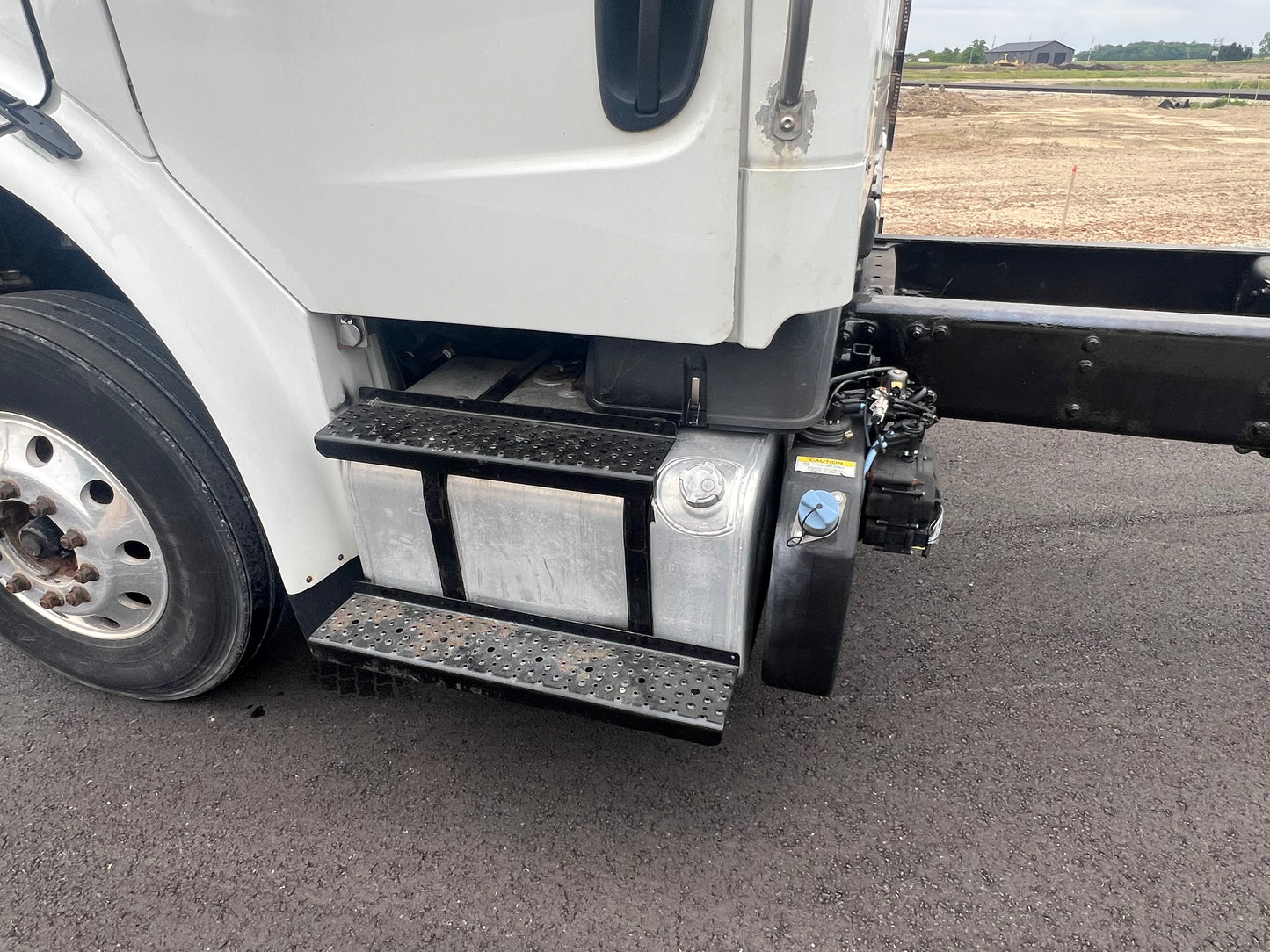 2014 FREIGHTLINER M2 CAB & CHASSIS