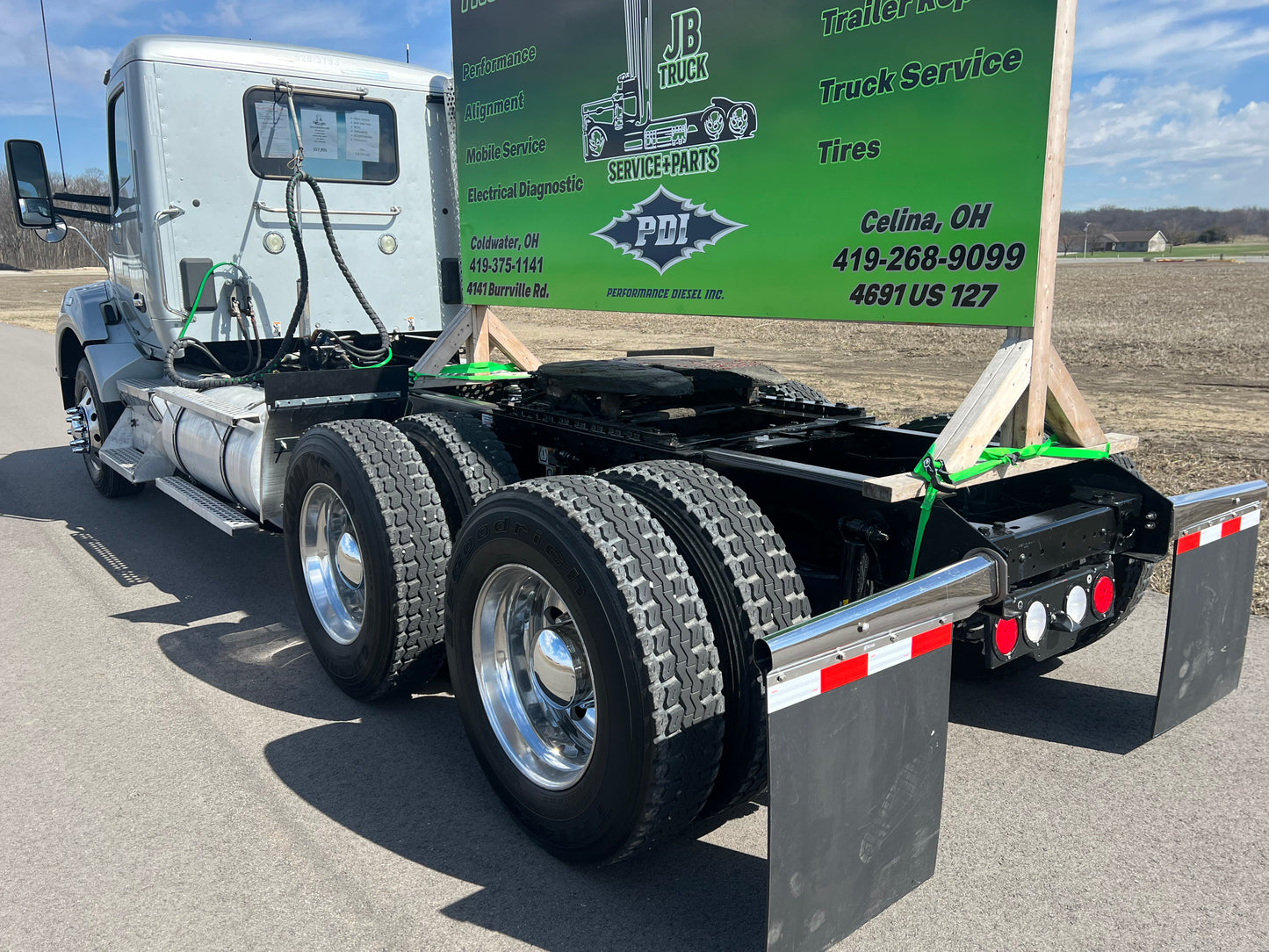 2019 KENWORTH T880