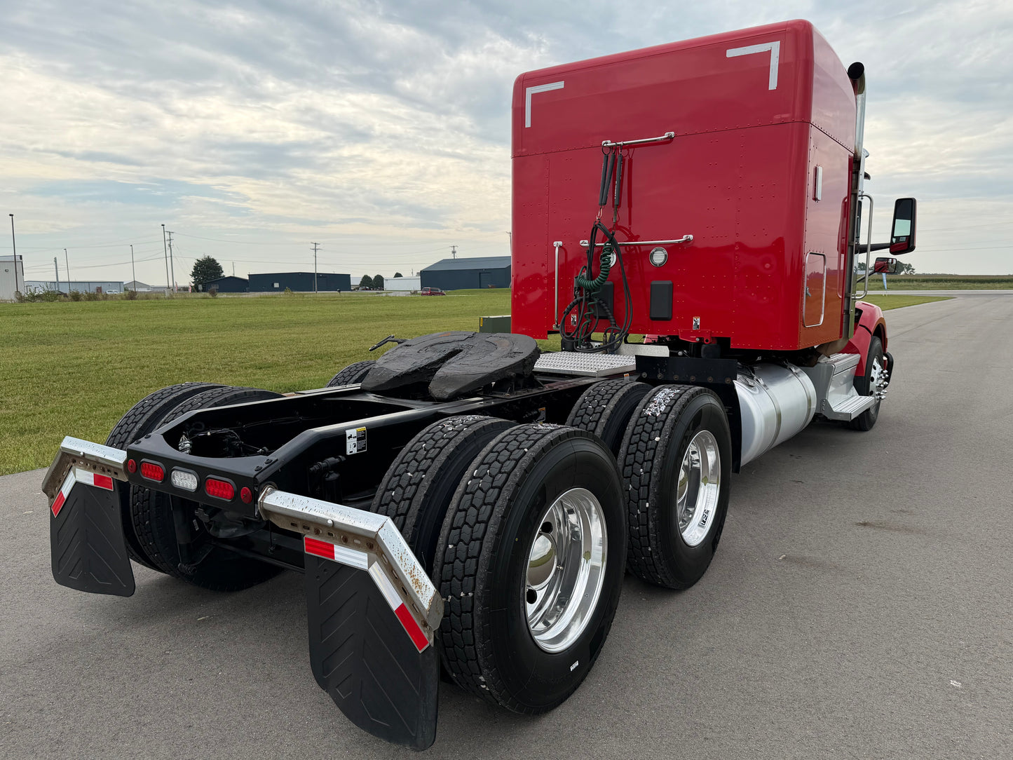 2023 Peterbilt 579