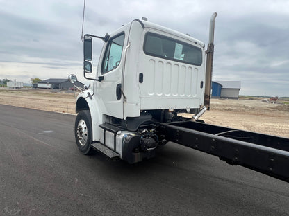 2014 FREIGHTLINER M2 CAB & CHASSIS