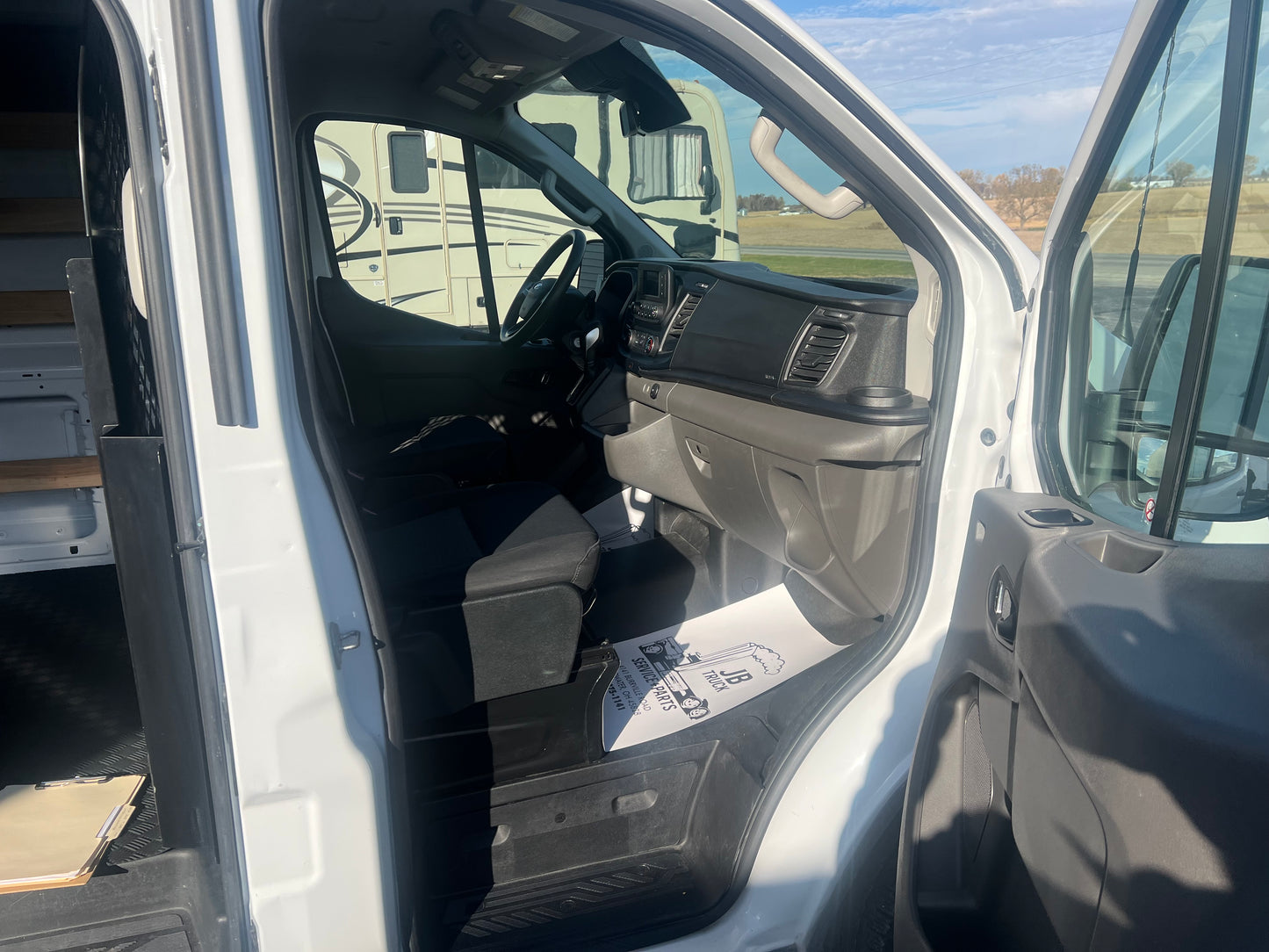 2024 Ford transit T250