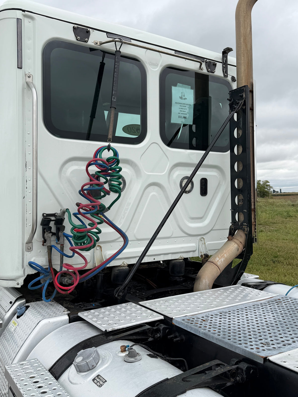 2020 FREIGHTLINER CASCADIA