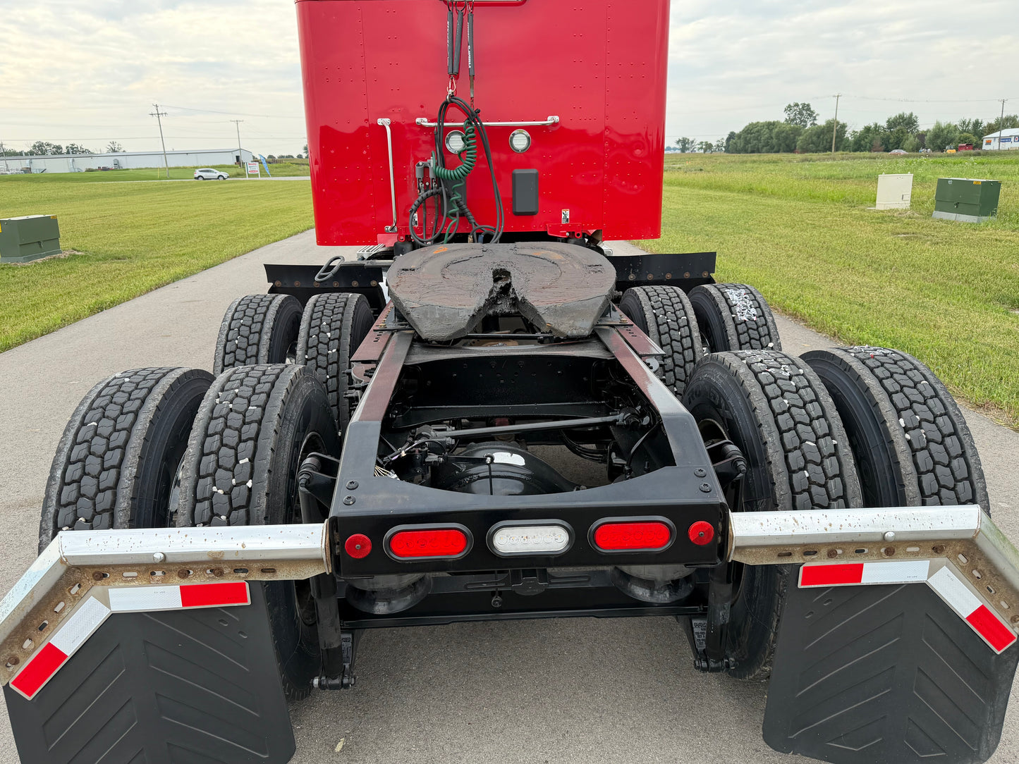 2023 Peterbilt 579