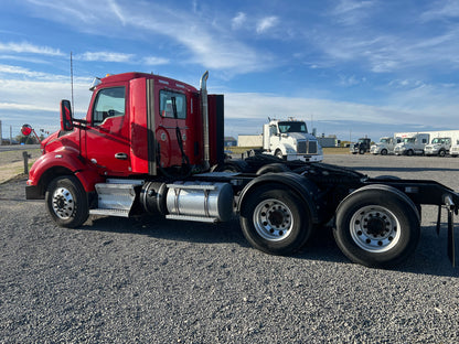 2020 KENWORTH T880