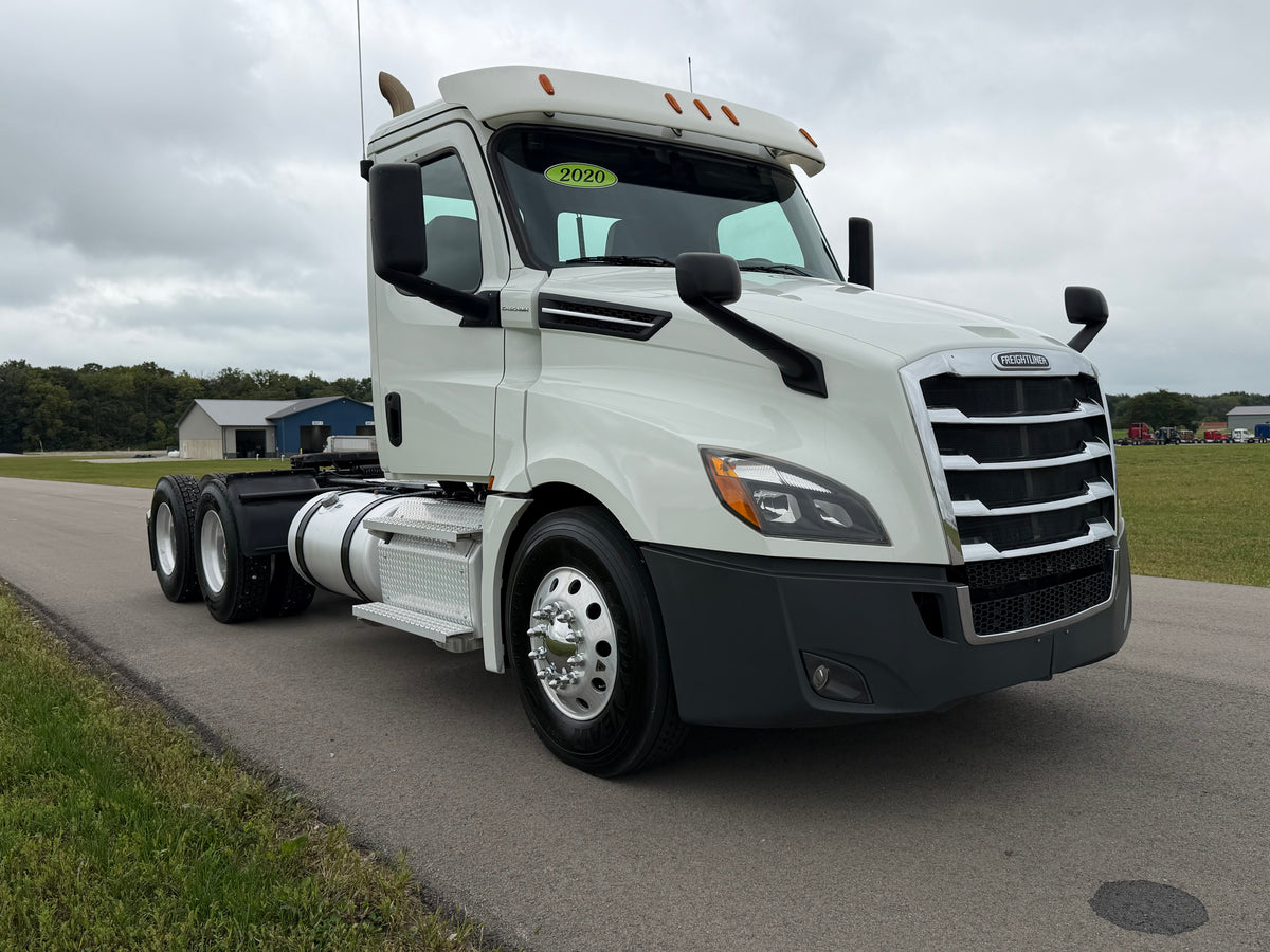 2020 FREIGHTLINER CASCADIA