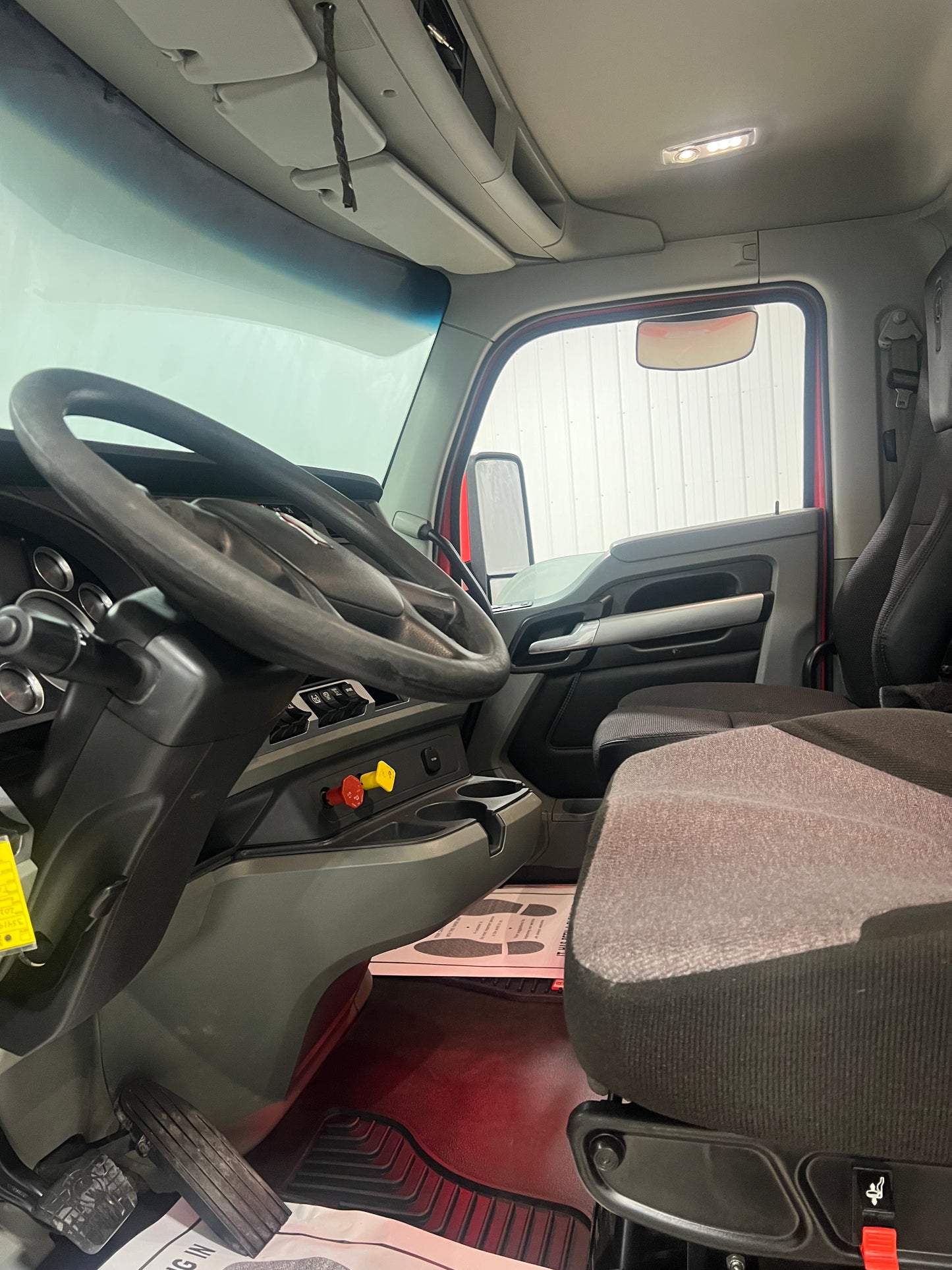 2020 KENWORTH T680