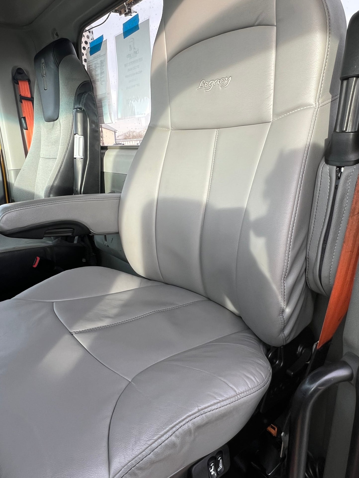 2020 Kenworth T680
