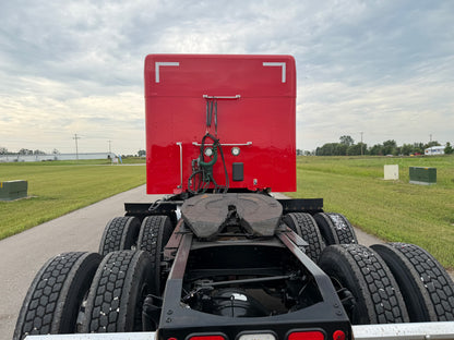 2023 Peterbilt 579