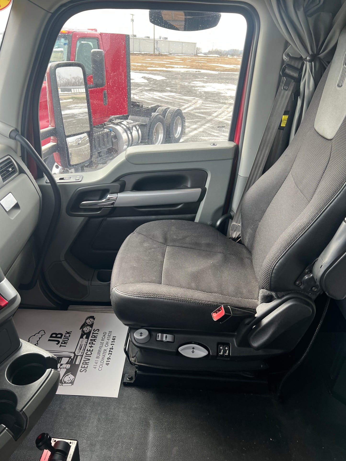 2020 Kenworth T880 40” Sleeper