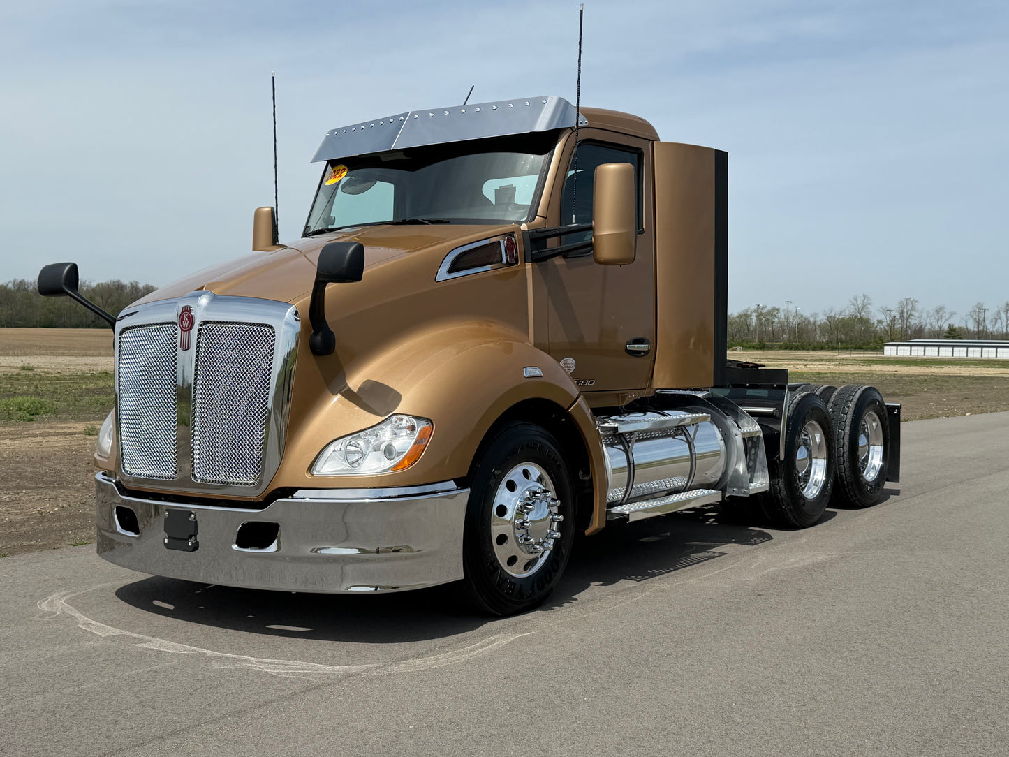 2022 KENWORTH T680