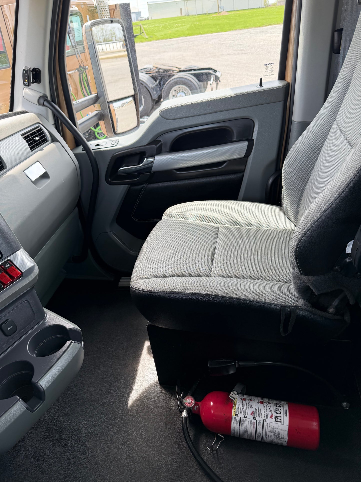 2022 KENWORTH T680