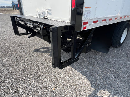 2019 FREIGHTLINER M2 BOX TRUCK