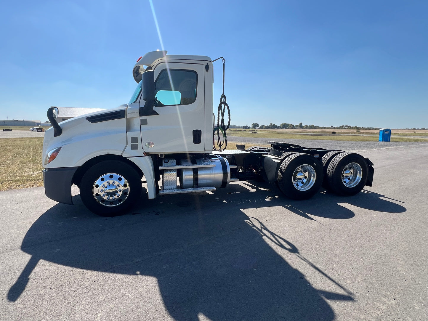 2019 FREIGHTLINER CASCADIA