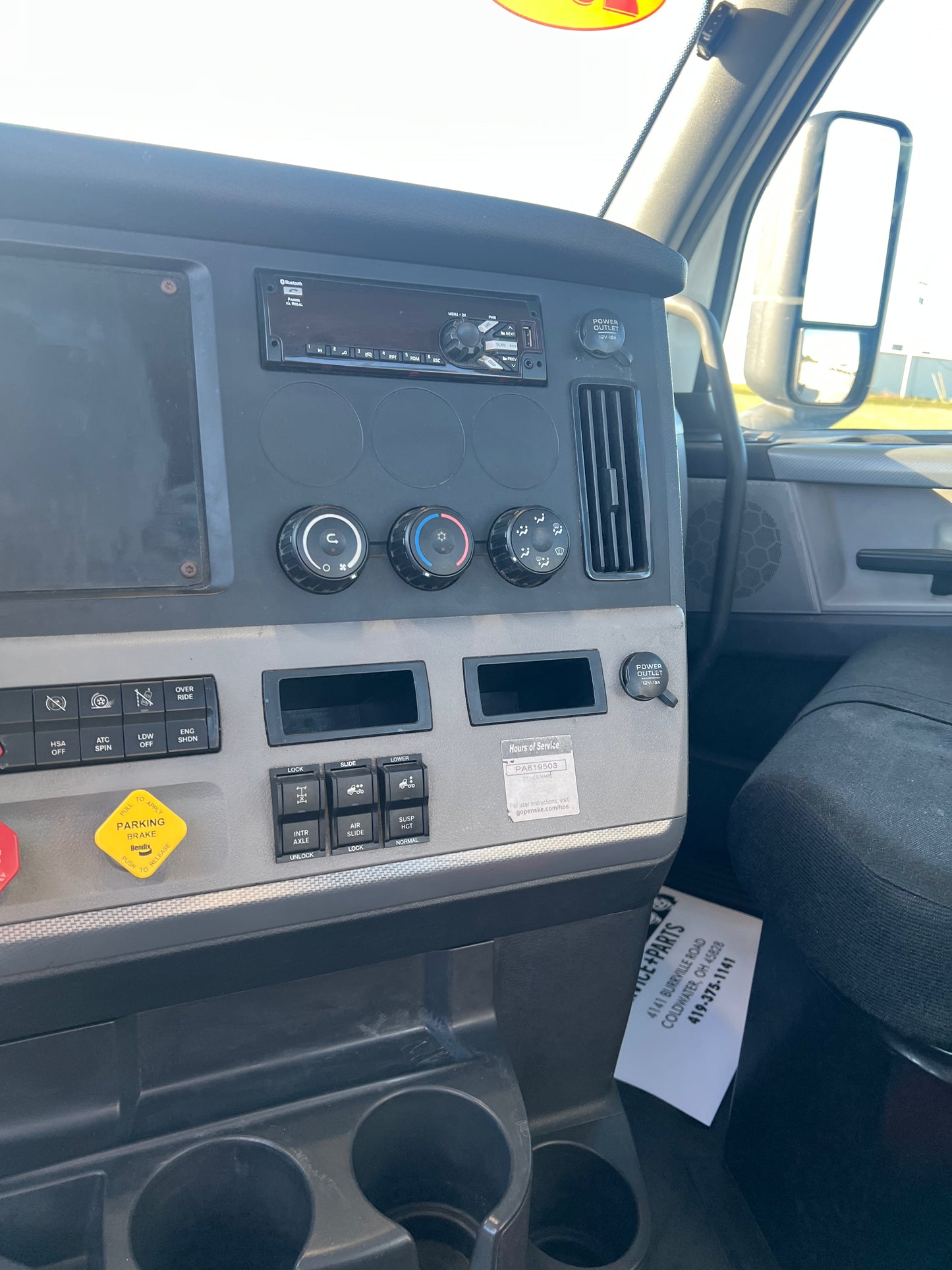 2019 FREIGHTLINER CASCADIA